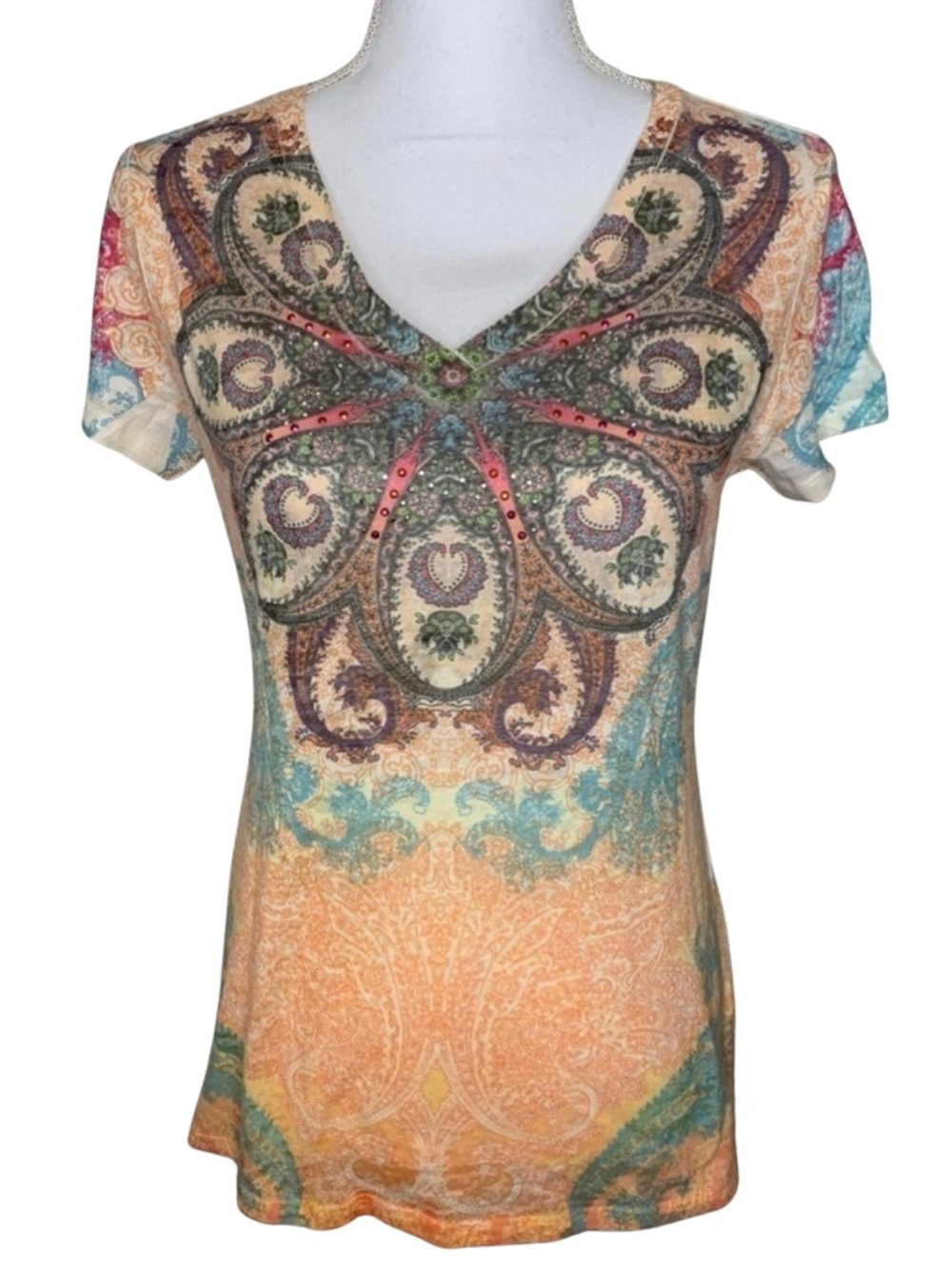 Wrangler Women’s T-shirt V-Neck‎ Short Sleeve Rhinestone Size Medium